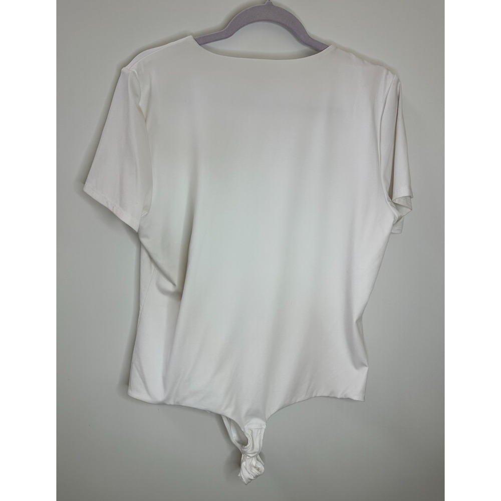 Spanx Short Sleeve Crew Neck Bodysuit White Plus Size 2X Stretch Shapewear Snaps - Picture 9 of 10